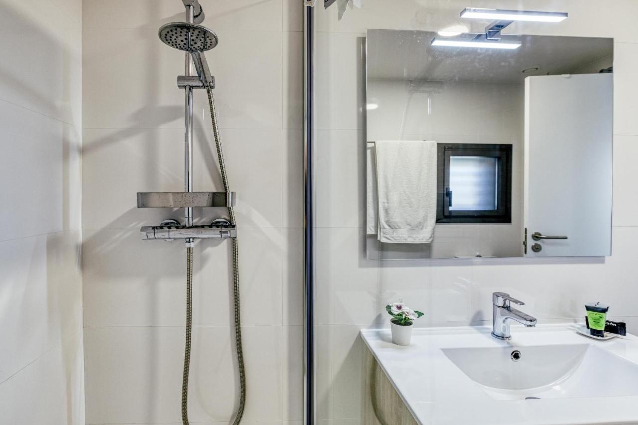 Pelosa Apartment Roses Exterior photo